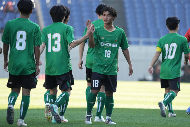 球队没有轻 球队没有轻